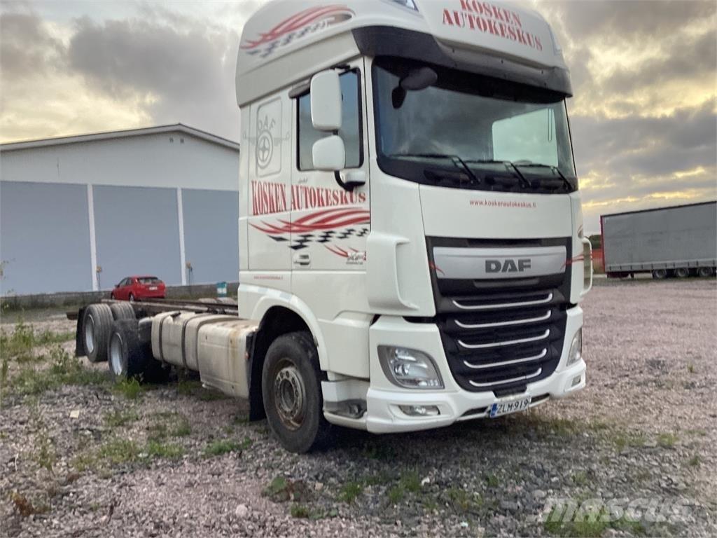 DAF XF 530 商用底盤車