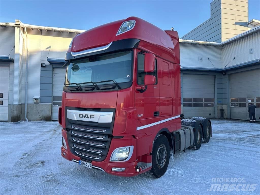 DAF XF 530 6x4 曳引機組件