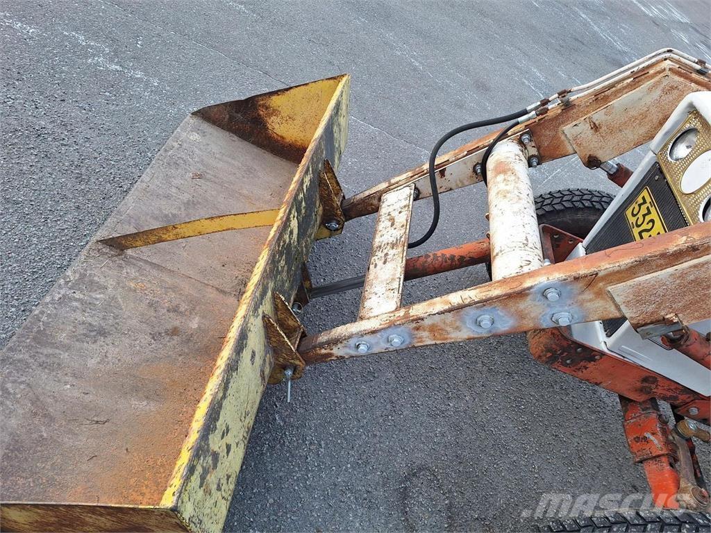 David Brown 990 曳引機