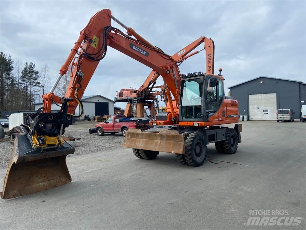 Doosan DX 140W 旋轉式挖土機/掘鑿機/挖掘機