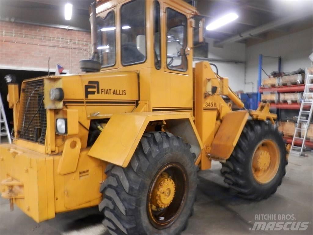 Fiat-Allis 345 B 輪胎式裝載機