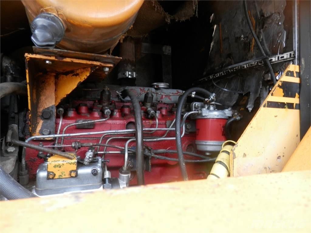 Fiat-Allis 345 B 輪胎式裝載機