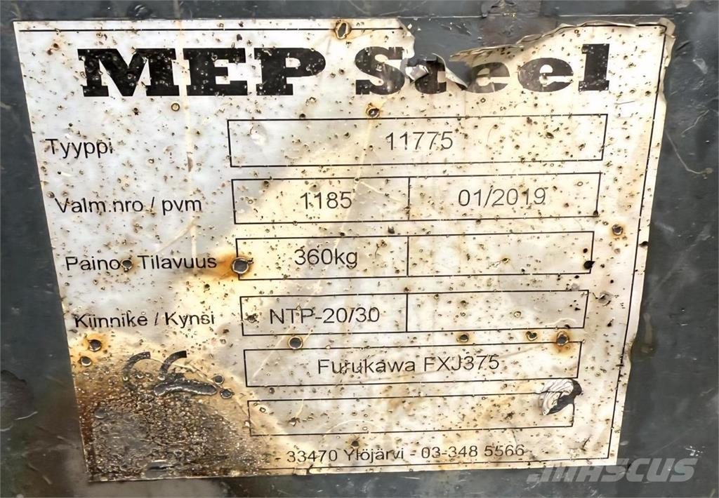 Furukawa 375 FXJ 鐵鎚/碎石機