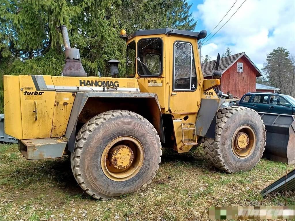 Hanomag 44D 輪胎式裝載機
