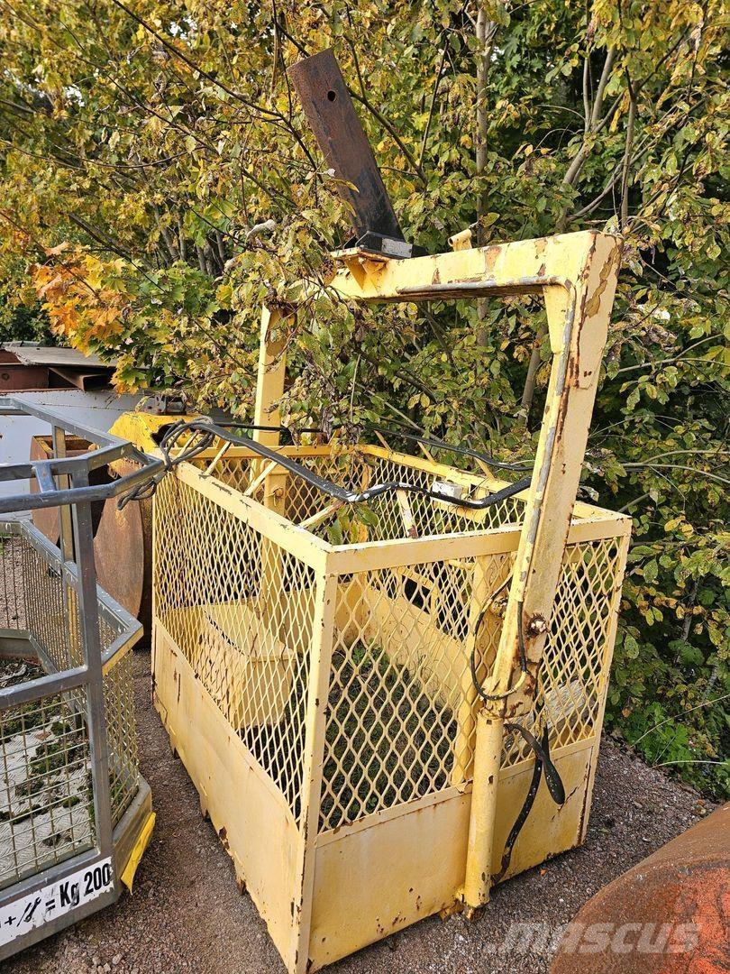  Henkilökori 其他升降機械