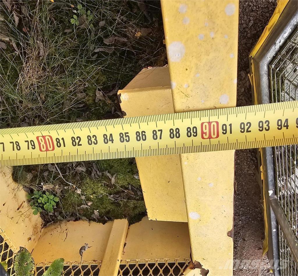  Henkilökori 其他升降機械