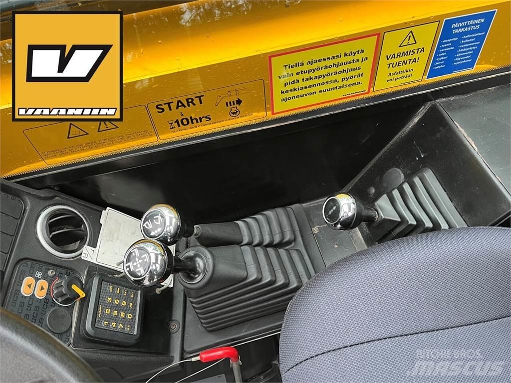 JCB 535-95 伸縮臂操作車