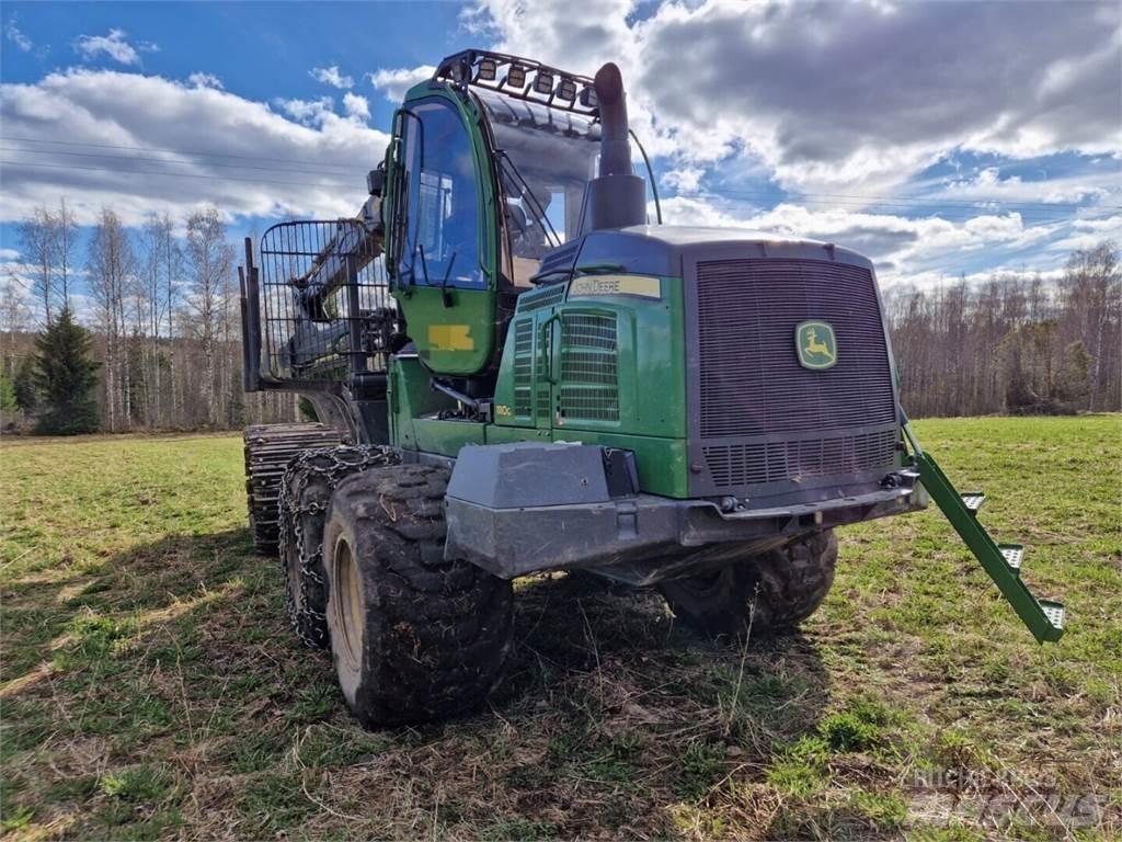 John Deere 1110G 集運機