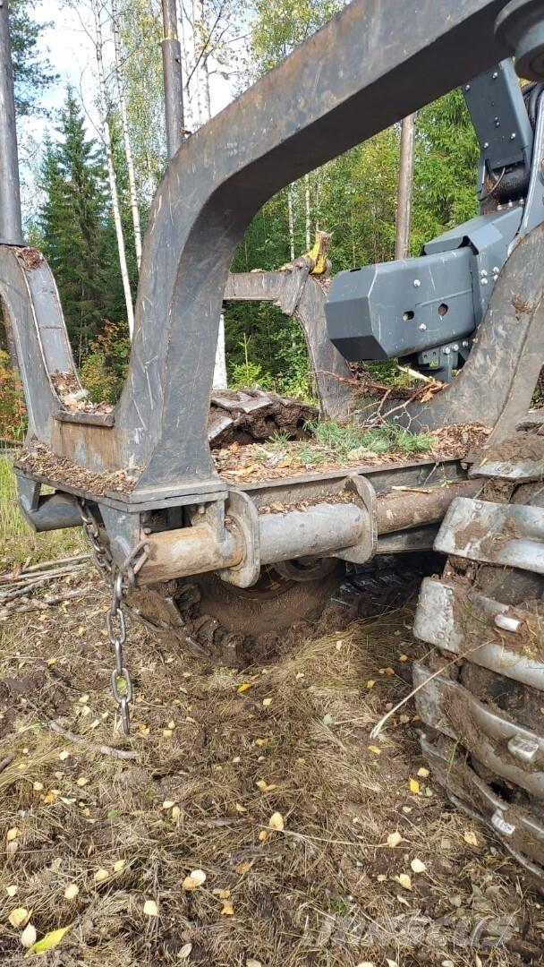 John Deere 1210G 集運機