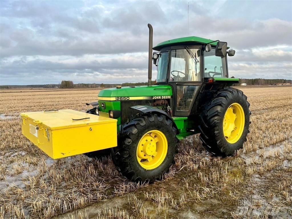 John Deere 2650 曳引機