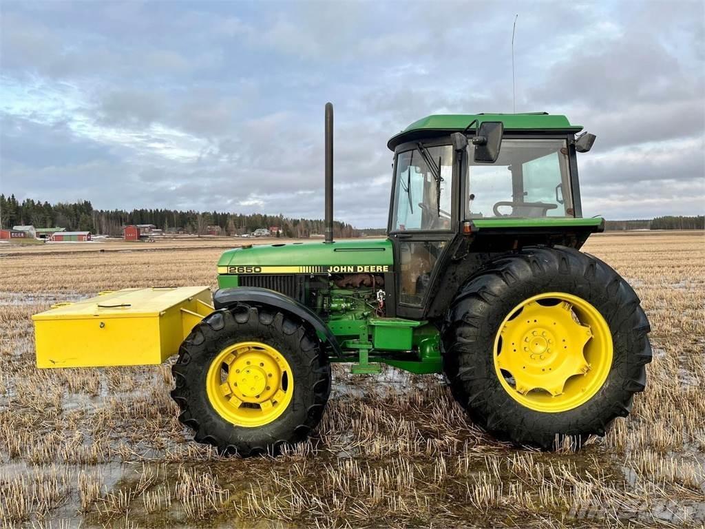 John Deere 2650 曳引機
