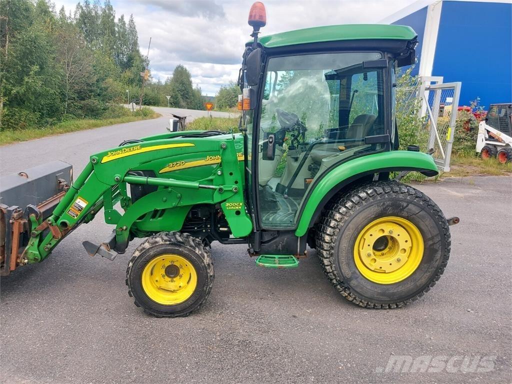 John Deere 3720 曳引機
