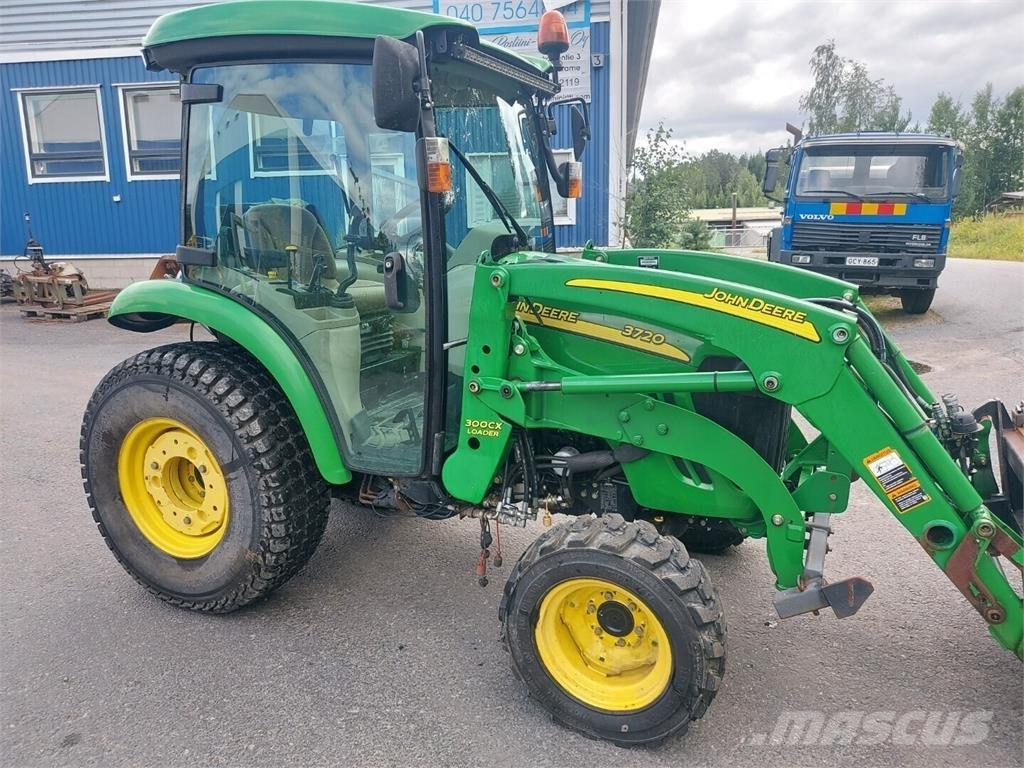 John Deere 3720 曳引機