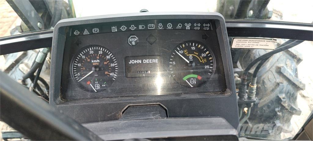 John Deere 6400 曳引機