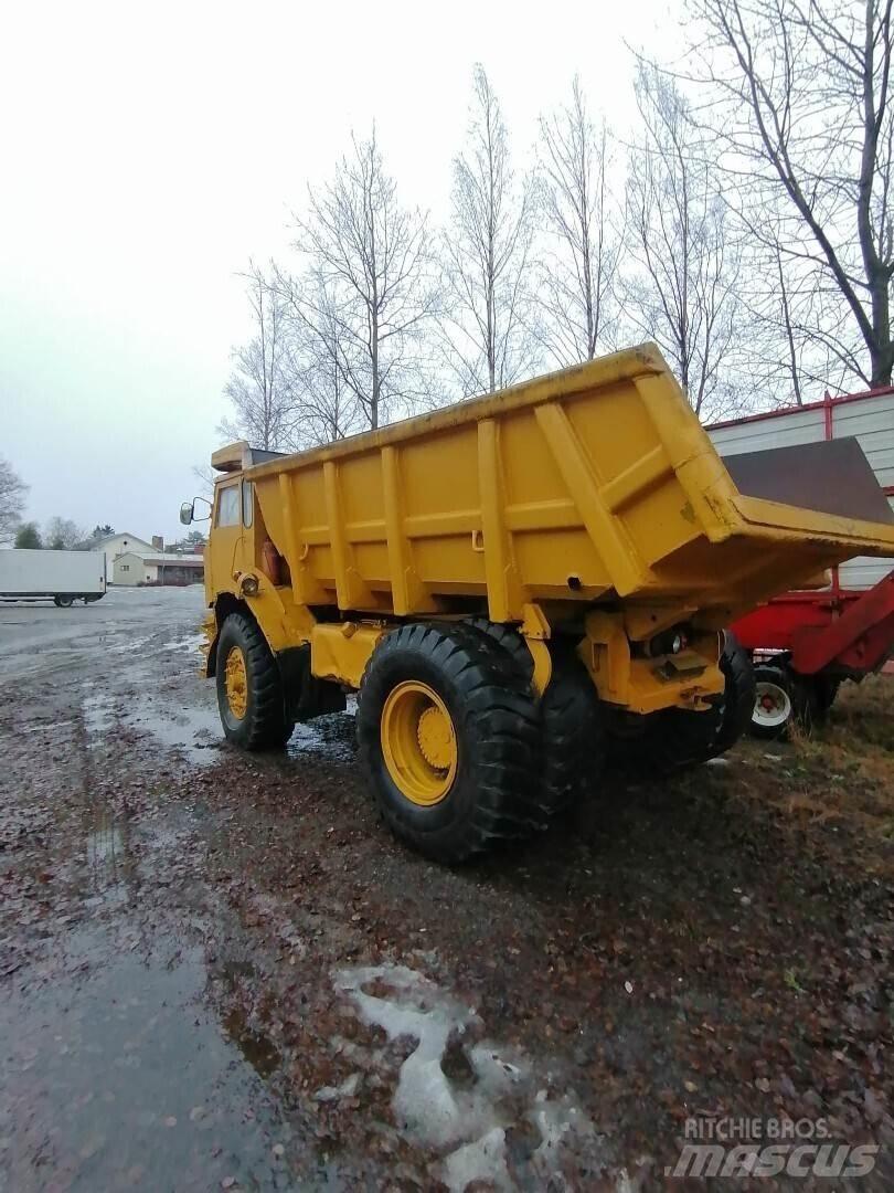 Kockum 425B 鉸接式起吊車
