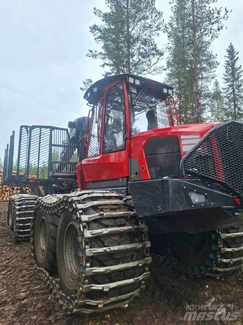 Komatsu 895 集運機
