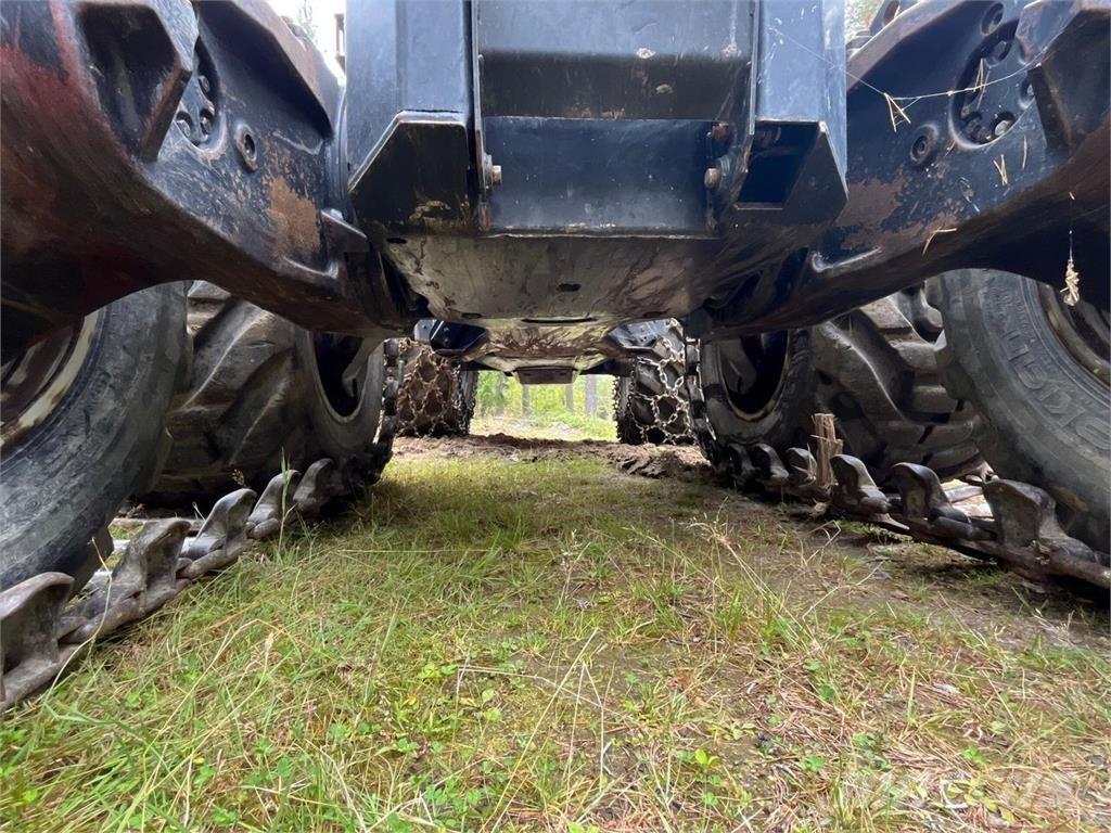Komatsu 901 收穫機