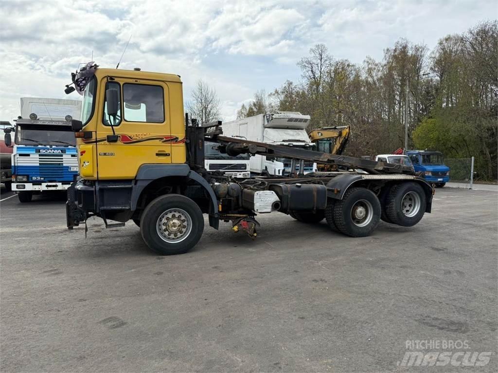MAN 19.403 4x4 + 2 都市/通用型車輛