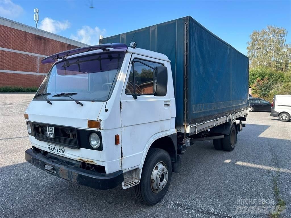 MAN Vw 9.136 篷布卡車