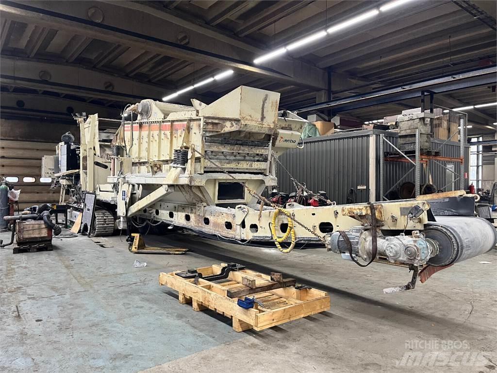 Metso LT1100 破碎機