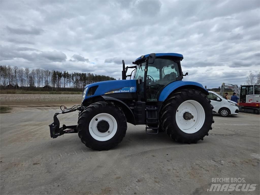 New Holland T7030 曳引機