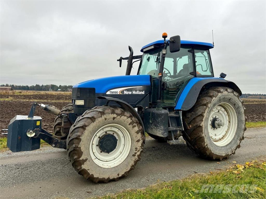 New Holland TM190 曳引機