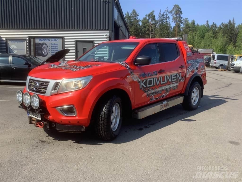 Nissan Navara 4X4 車輛運輸拖車