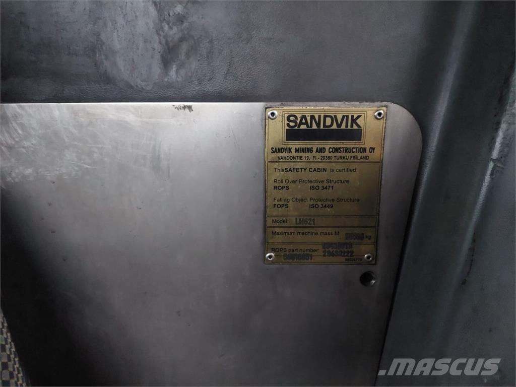 Sandvik TORO 621 輪胎式裝載機