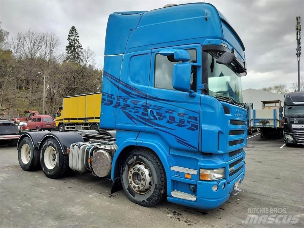 Scania R 560 6X2 曳引機組件