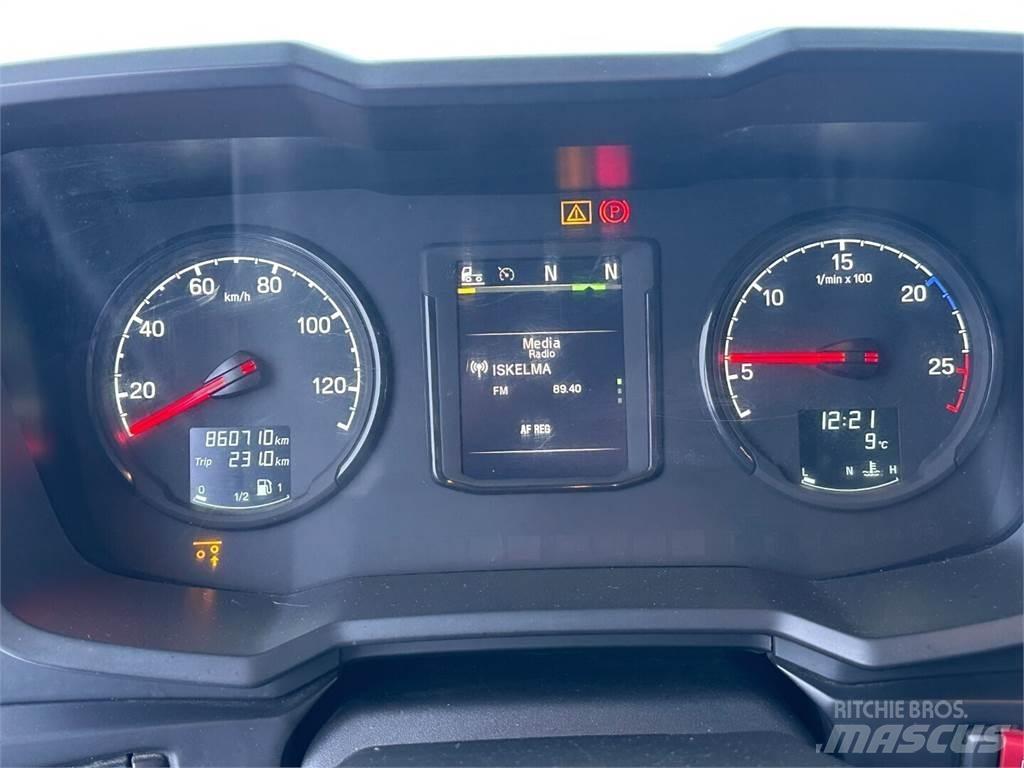 Scania R730 8x4 木材貨車