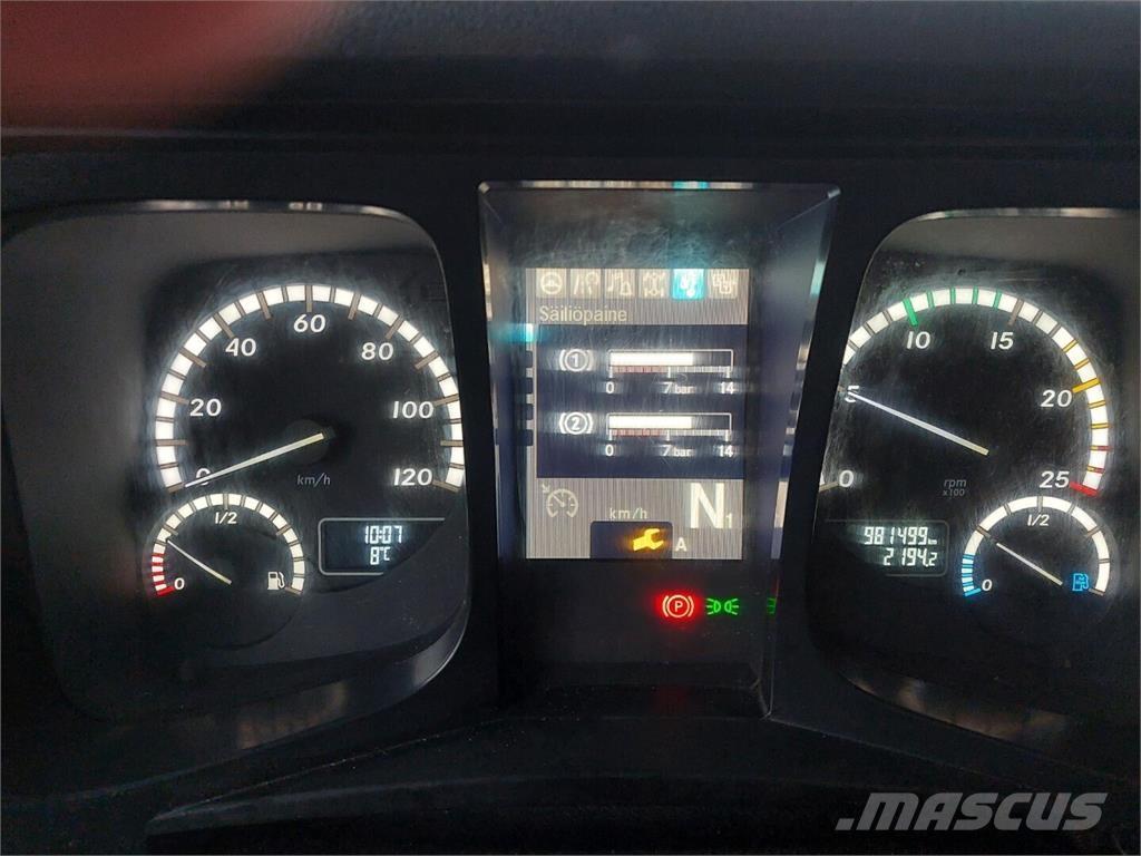 Sisu CK16M 8x4 木材貨車