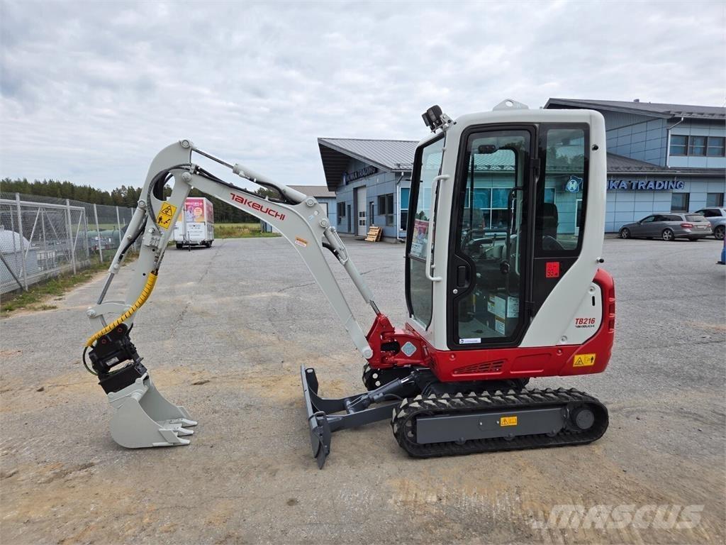 Takeuchi TB216 小型挖土機/掘鑿機<7t(小型挖掘機)