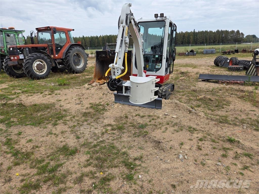 Takeuchi TB216 小型挖土機/掘鑿機<7t(小型挖掘機)