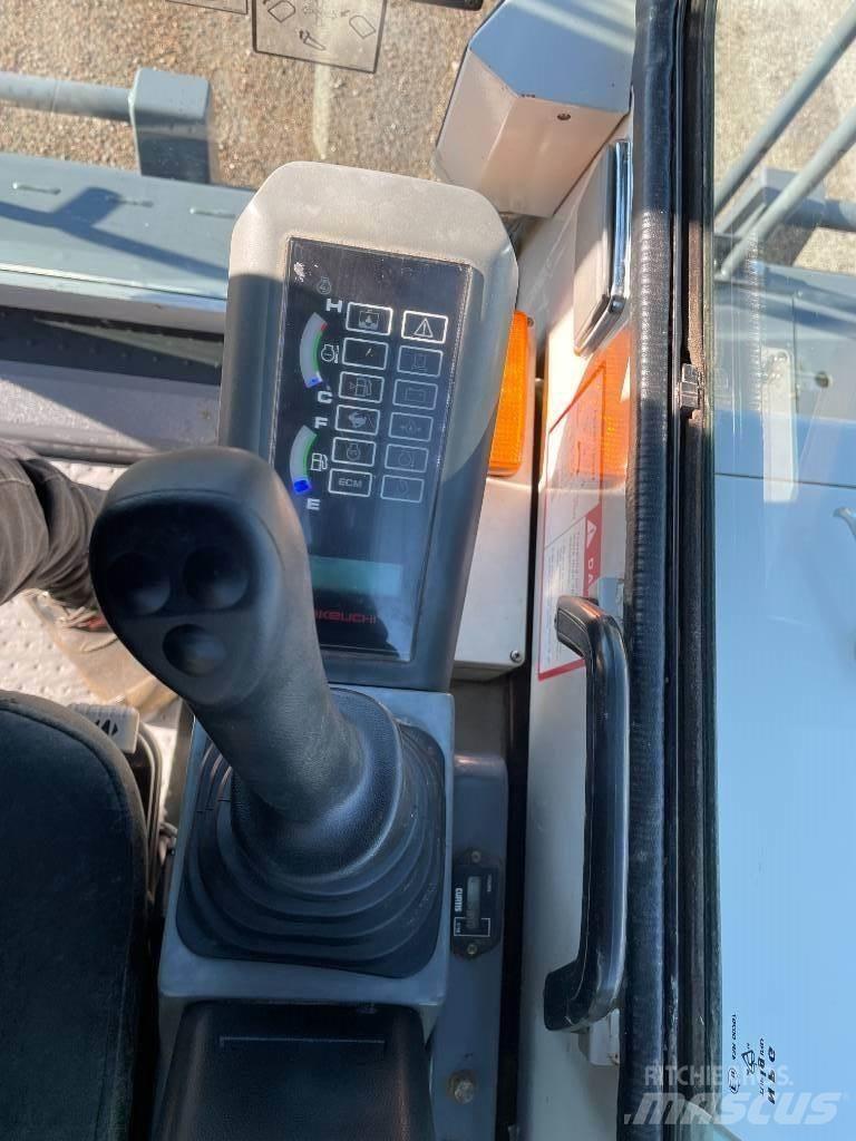 Takeuchi TCR50 履帶式傾卸車/翻斗車