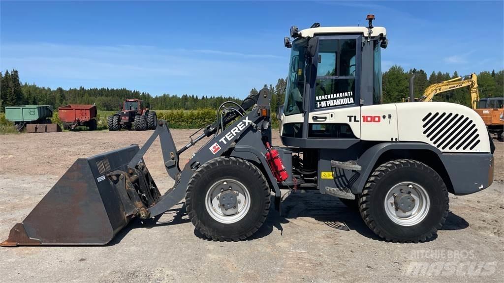 Terex TL100 輪胎式裝載機
