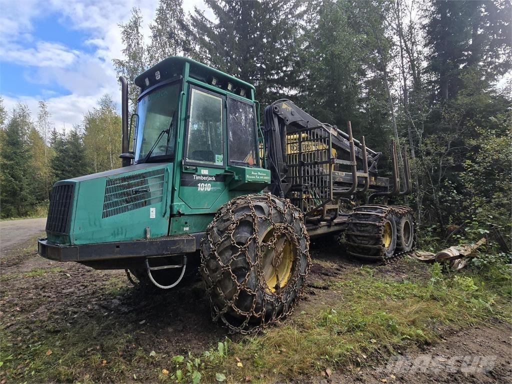 Timberjack 1010 集運機
