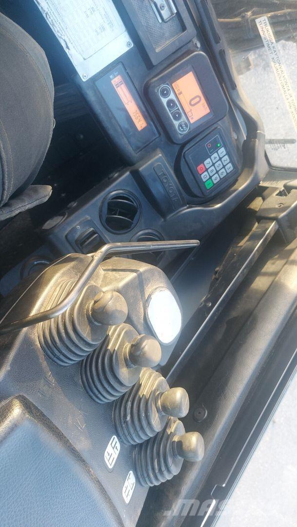 Toyota 8FDF25 柴油卡車