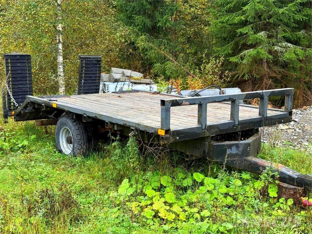  Traktorilavetti 其他拖車