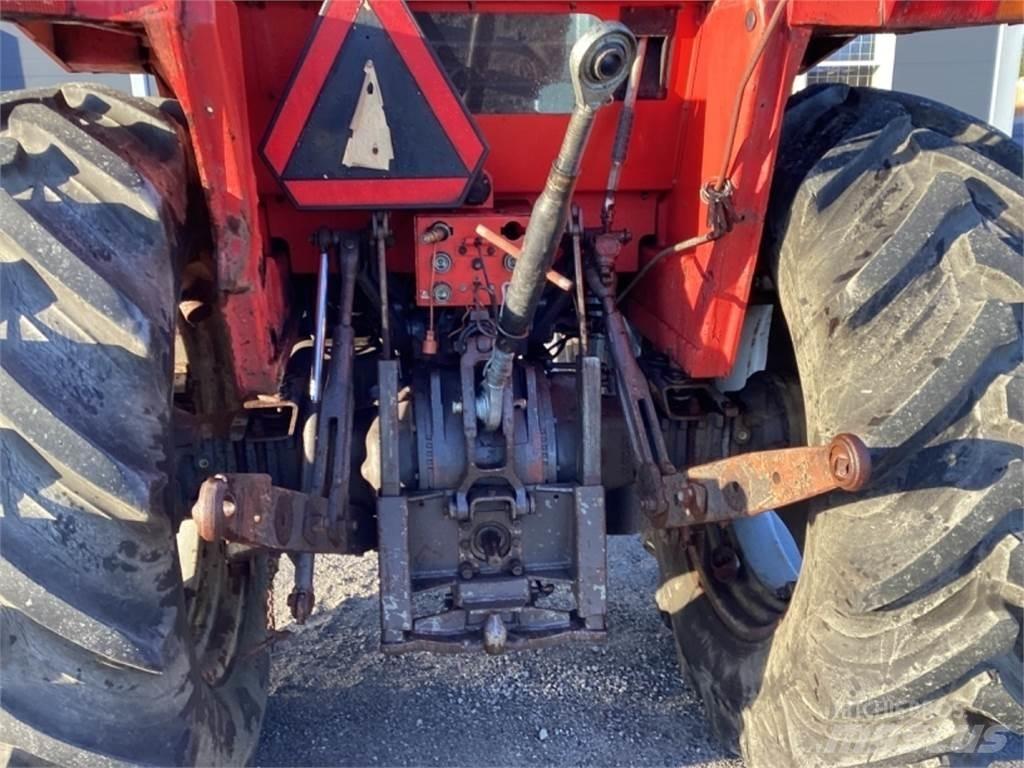 Valmet 4x4 曳引機