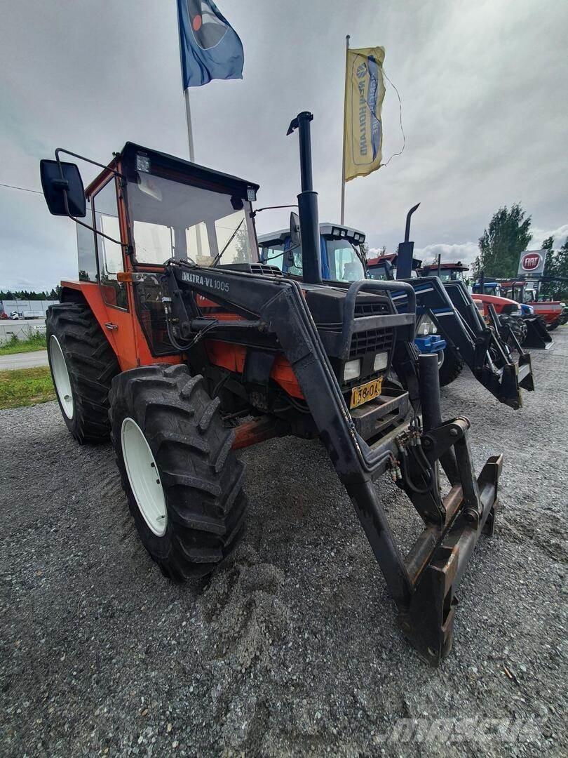 Valmet 605-4 EK 曳引機