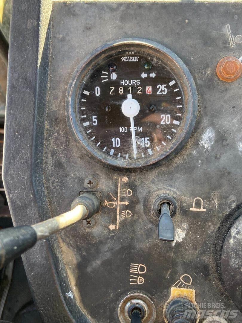 Valmet 802 曳引機