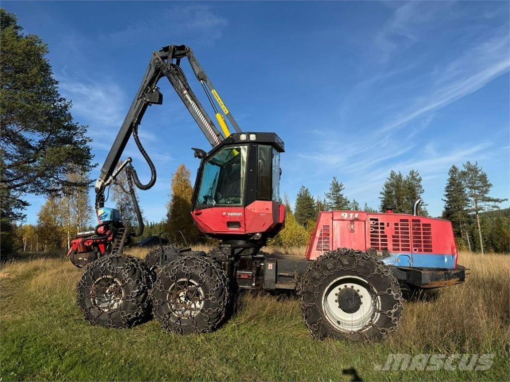Valmet 911 收穫機