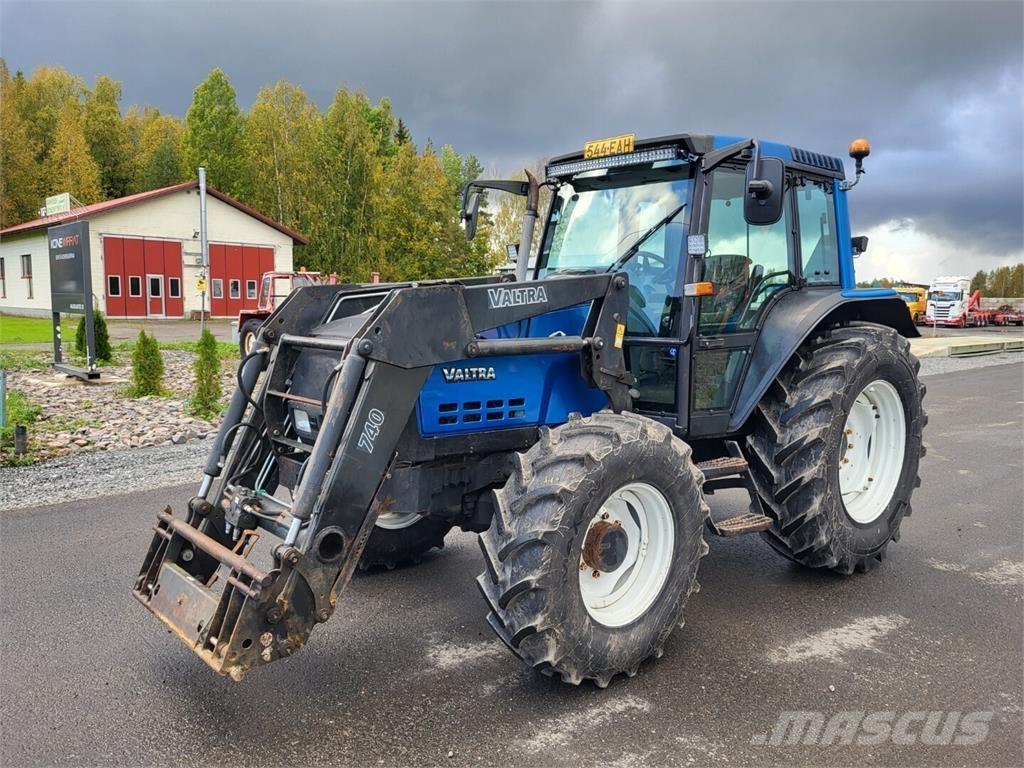 Valtra 6300-4 曳引機