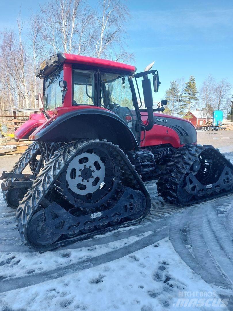 Valtra T202 D 曳引機