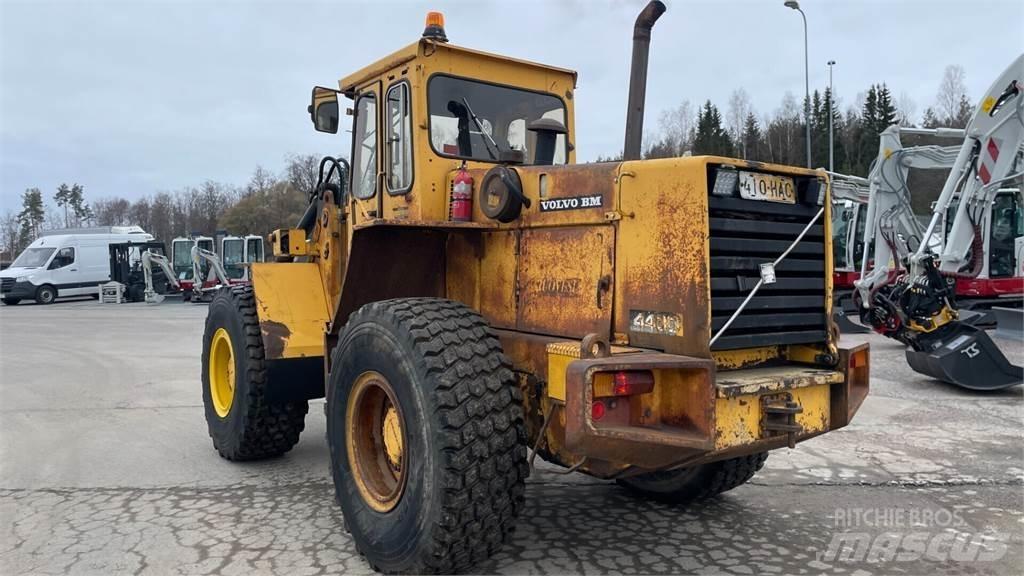Volvo 4400 輪胎式裝載機
