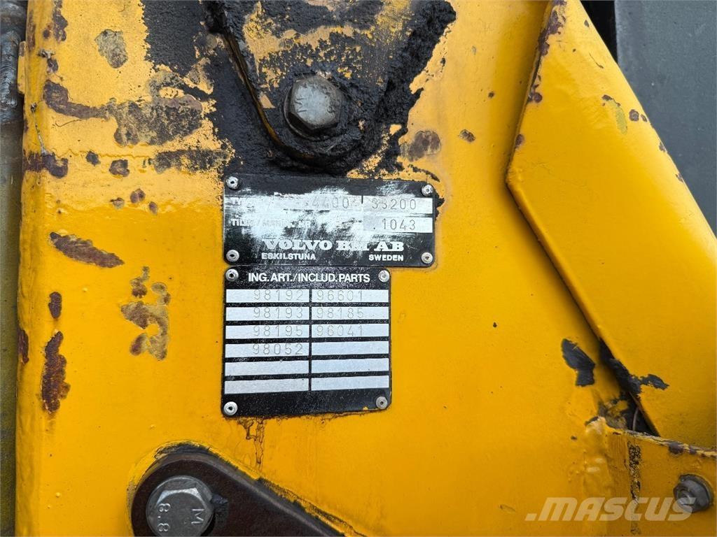 Volvo 4400 BM 輪胎式裝載機