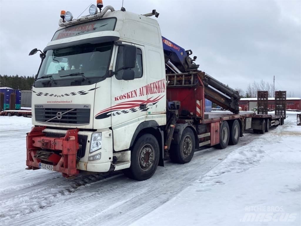 Volvo 8x4 起重機卡車