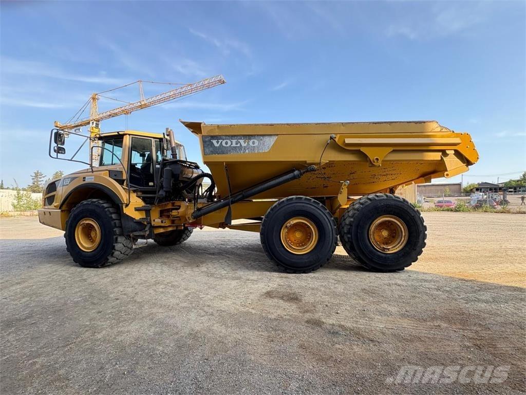 Volvo A 35 F 鉸接式起吊車