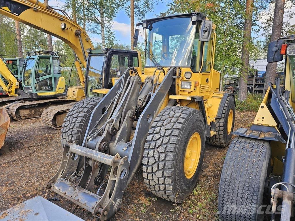 Volvo BM L70B 輪胎式裝載機