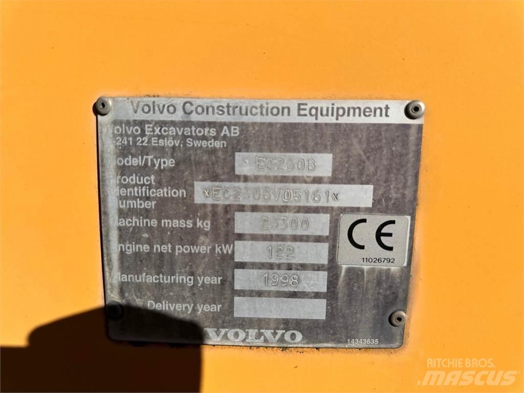 Volvo EC230B 履帶式 挖土機/掘鑿機/挖掘機